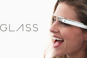 Google Glass อัพเดตเป็น KitKat ถอดระบบ Video calling