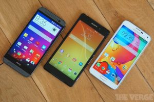 สามเทพเรือธงแห่งวงการ android มาประชันตัว! HTC One, Sony Xperia Z2, และ Galaxy S5