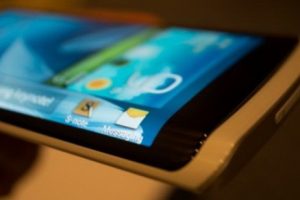 Samsung เตรียมเพิ่มโรงงานสำหรับเทคโนโลยี YOUM รองรับสมาร์ทโฟนจอยืดหยุ่นรุ่นถัดไปต่อจาก Note 4
