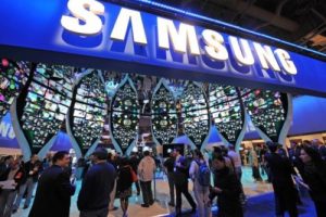 Samsung ยอดขายลดลงอย่างต่อเนื่อง