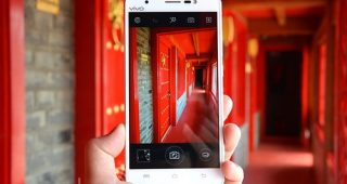 VIVO Xshot ออกสมาร์ทโฟนระดับพรีเมียมหน้าจอ Full HD 5.2 นิ้ว