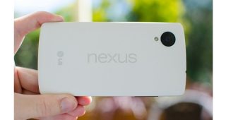 Google ปล่อยอัพเดทเฟิร์มแวร์ตัวแรก สำหรับดีไวซ์ Nexus แล้ว