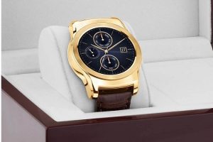 เปิดตัว LG Watch Urbane Luxe สุดหรู ตัวเรือนทำด้วยทอง 23 กะรัต สายรัดหนังจระเข้ !!