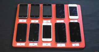 รู้หรือไม่? ในบรรดา iPhone ทุกรุ่น เครื่องไหนอยู่ในน้ำได้นานที่สุด มาดูกันเลย!