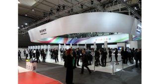ผลประกอบการ Sony Mobile ไตรมาสล่าสุด ยอดขายหล่น 15%