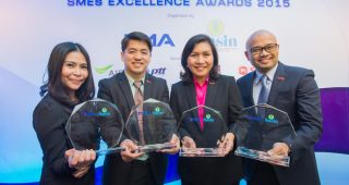 True Corp รับโล่รางวัล Outstanding Awards ด้านการบริหารจัดการเป็นเลิศรวม 4 สาขา