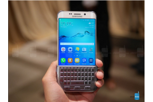 Samsung Galaxy S7 และ Samsung Galaxy S7 edge จะมาพร้อมฝา QWERTY คีย์บอร์ด