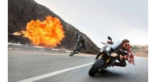 10 อันดับสุดยอดฉากแอ็คชั่นของภาพยนตร์ดังแห่งปี 2015