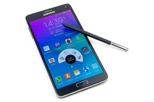 จะเกิดอะไรขึ้น! ใช้งาน Samsung Galaxy Note 4 ได้ 2 อาทิตย์เครื่องพัง ส่งซ่อมก็พังยิ่งกว่าเดิม