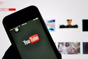 คลิปวีดีโอคลิปสุดเกรียนที่ทำให้ Google ตัดสินใจซื้อ YouTube ด้วยเงินจำนวนกว่า 5 หมื่นล้านบาท!