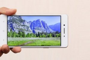 เปิดตัว OPPO F1 สมาร์ทโฟนระดับกลางซีรีย์ใหม่ ใช้ชิป Snapdragon 616 มาพร้อม RAM 3GB ราคาหมื่นต้นๆ