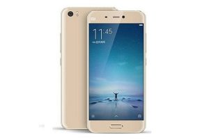 แหล่งข่าวจีนระบุ Foxconn เดินเครื่องเร่งกำลังผลิต Xiaomi Mi 5 เพื่อรองรับกับความต้องการในช่วงเปิดตัว