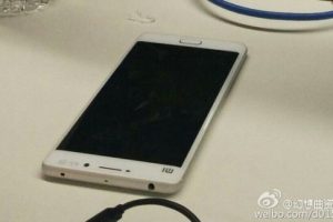 สนั่นโลกออนไลน์! หลุดภาพเครื่องต้นแบบ Xiaomi Mi 5 สมาร์ทโฟนเรือธงรุ่นต่อไป