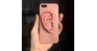 สยอง!! เคส iPhone สุดแปลก รูปทรงใบหูคน ขยับได้เหมือนของจริง