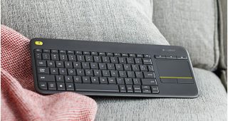 แนะนำ Logitech Wireless Touch Keyboard K400 Plus รองรับทุกระบบปฏิบัติการยอดนิยม