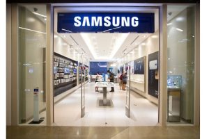 เร็วๆ นี้ Samsung Pay จะสามารถใช้งานบนมือถือราคาประหยัดของ Samsung ได้แล้ว!