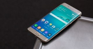 ยืนยัน!! Samsung Galaxy S7 มีช่องใส่ microSD พร้อมโชว์บอดี้กันแบบชัดๆ (มีคลิป)