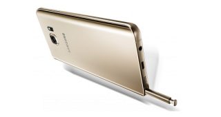 ผู้ใช้งานสุดช้ำ!! Samsung Galaxy Note 5 ฝาหลังร้าวโดยไม่ทราบสาเหตุ ส่งซ่อมพบรอยร้าวเพิ่ม