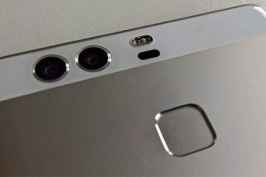 Huawei P9 เรือธงลำใหม่ของค่าย บอดี้โลหะสวยหรู มาพร้อมกล้องหลังคู่ เตรียมเปิดตัว 9 มีนาคมนี้