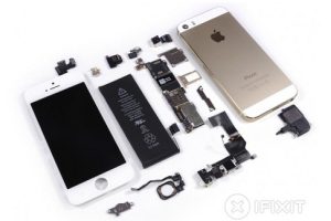 เช็คราคาเปลี่ยนแบตเตอรี่ iPhone ล่าสุด จากร้านมือถือทั่วไป