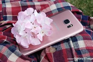 Samsung เตรียมวางจำหน่าย Samsung Galaxy S7 เรือธงตัวท๊อปสีชมพูสุดหวาน