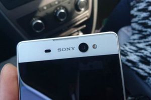 เผยภาพหลุด Sony Xperia รุ่นใหม่ หน้าจอไร้ขอบขนาด 6 นิ้ว กล้องหน้ามีแฟลช