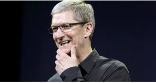 Tim Cook เผย iPhone อาจมีมานานกว่า 350 ปีแล้ว! พร้อมโชว์ภาพโบราณเป็นหลักฐาน