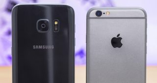 Samsung ขึ้นแท่นผู้นำส่วนแบ่งตลาดสมาร์ทโฟนในสหรัฐฯ แซงหน้า Apple
