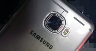 ภาพหลุด Samsung Galaxy C5 บอดี้โลหะ มาพร้อม RAM 4GB