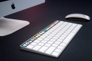 เผยคอนเซ็ปต์ Magic Keyboard แป้นพิมพ์ไร้สายโฉมใหม่! มาพร้อมหน้าจอ OLED แบบสัมผัส