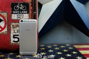 เผยภาพ vivo X7 มาพร้อม RAM 4GB กล้อง 21MP ก่อนเปิดตัว 30 มิถุนายนนี้!