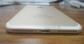 หลุด! สายแปลงพอร์ต Lightning สำหรับ iPhone 7