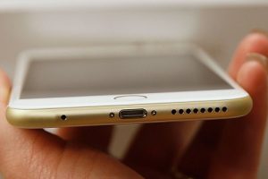 ย้ำชัด!! iPhone 7 จะมาพร้อมหูฟัง EarPods โฉมใหม่