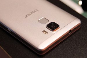 Honor V8 Max สมาร์ทโฟนจอเบิ้ม 6.6 นิ้ว RAM 3GB แบตเตอรี่ 4400mAh เตรียมเปิดตัว 11 กรกฎาคมนี้