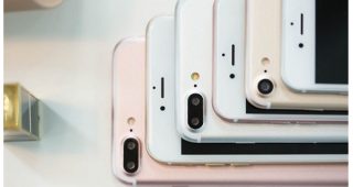 บัตรเชิญงานเปิดตัว iPhone 7 บอกใบ้อะไรไว้บ้าง มาถอดรหัสลับกันเถอะ!