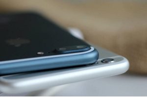 ต่อเนื่อง!! ภาพหลุด iPhone 7 Plus เฉดสีใหม่ Dark Blue พร้อมสี Rose Gold ที่สะกดทุกสายตา