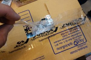 ทำไปได้!! สั่งซื้อแท็บเล็ตกับร้านค้าบน Lazada เปิดกล่องออกมาแทบจะหงายหลัง!