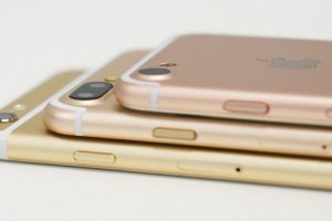 iPhone ปี 2017 จะหันมาใช้หน้าจอ OLED ขอบโค้งที่ผลิตโดย Samsung เปิดตัวทั้งหมด 3 รุ่น!!