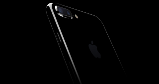 iPhone 7 สีเจ็ทแบล็ค (ดำเงา) พร้อมเหตุผลที่ทำให้คุณไม่อยากซื้อมัน!!