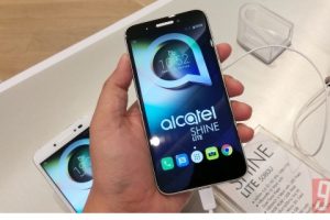 Alcatel Shine Lite สเปคครบเครื่อง ดีไซน์ระดับไฮเอนด์ในราคาเพียง 3,990 บาท