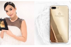 หรูได้อีก! อั้ม พัชราภา คว้า iPhone 7 ทองคำ 24K จาก Gold Elite Paris มาครองเป็นคนแรกในไทย