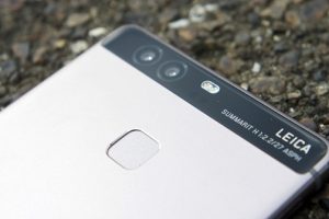 หลุดเครื่องต้นแบบ Huawei P10 กล้องหลังเลนส์คู่ RAM สูงสุด 6GB ขุมพลัง Kirin 960 คาดเปิดตัวต้นปี 2017