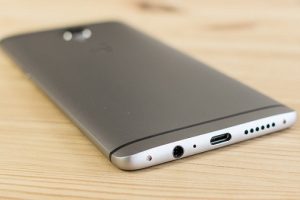 OnePlus 4 ว่าที่เรือธงรุ่นใหม่! จ่อใช้ Snapdragon 830 ความเร็ว 3.0GHz เปิดตัวปีหน้า