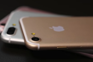 8 สิ่งที่ iPhone 7 ยังไม่มี แต่สมาร์ทโฟนรุ่นอื่นมี!