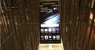 เปิดราคาอะไหล่ของ Huawei Mate 9 Porsche Design บอกเลยงานนี้มีหนาว!!
