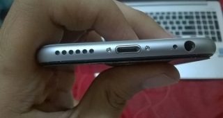 น้ำตาจะไหล! iService Apple แกะเครื่องลูกค้าเพื่อซ่อม มิหนำซ้ำเป็นหนักกว่าเดิม