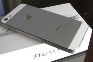 ข่าวฉาว! อดีตผู้จัดการอาวุโสของ Foxconn ลักลอบขโมย iPhone กว่า 5,700 เครื่อง