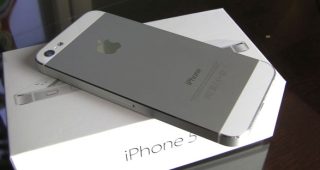 ข่าวฉาว! อดีตผู้จัดการอาวุโสของ Foxconn ลักลอบขโมย iPhone กว่า 5,700 เครื่อง