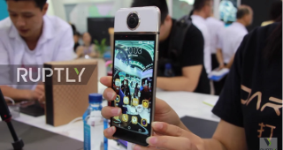 เปิดตัว Darling VR มาพร้อมกล้อง VR 360 รุ่นแรกของโลก!
