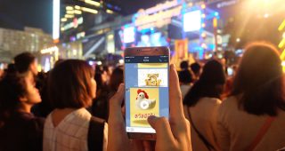 AIS เผยคนไทยฮิตแชร์คอนเทนต์วิดีโอ ส่งความสุขปีใหม่ 2560 ใช้ Data พุ่ง 110% และ 4G Roaming เพิ่ม 150%